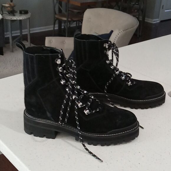 Marc Fisher Lizzie lug sole ankle hiking boot with shearling accent size 5.5 NWT - Picture 3 of 7